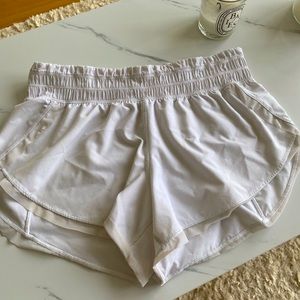 Lululemon shorts size 6 white